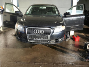 Audi A4 2.0 automatik Dijelovi