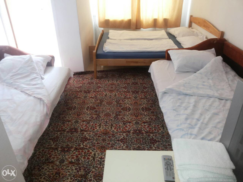 2 GARSONJERE OD 30m2 PRENOĆIŠTE STAN NA DAN -SMJEŠTAJ 7