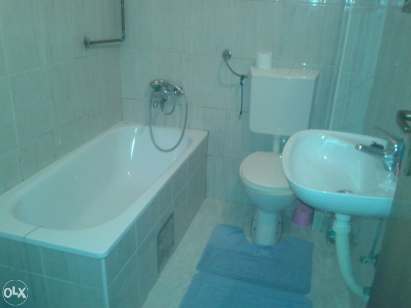 2 GARSONJERE OD 30m2 PRENOĆIŠTE STAN NA DAN -SMJEŠTAJ 10
