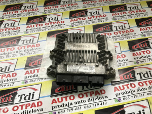 Kompjuter elektronika motora Ford C-max 5WS40303HT 4M5112A650JH