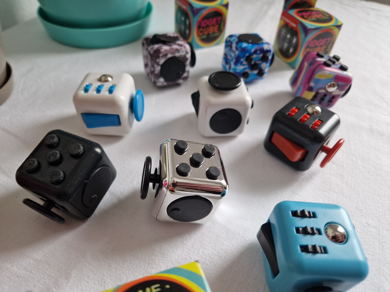 Fidget Cube / Kocka Antistres za Opuštanje Spinner