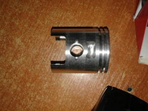 Klip i karike skuter 2t 49cc fi 43 bolcna 12mm