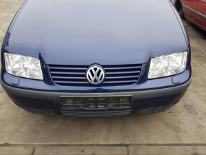 VW Bora 1.9 TDI-dijelovi limarije i mehanike