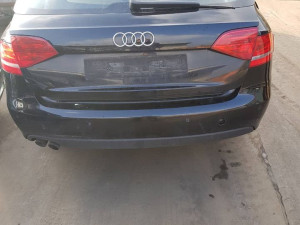 Audi A4 2.0 TDI 2008-dijelovi limarije i mehanike