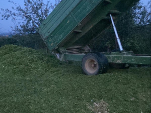 Prikolica za traktor - Kiperka