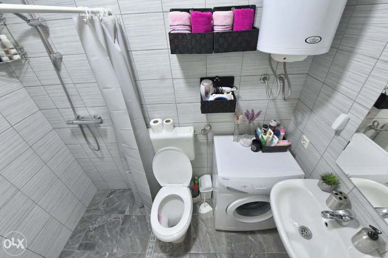 STAN NA DAN (GARSONJERA) TUZLA 066 749 844 14