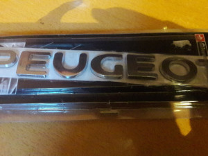 Znak PEUGEOT
