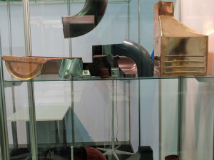 Krovna limarija, kuke, nosači lajsne, koljena...