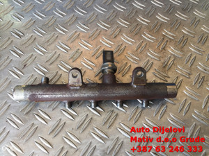 Rampa goriva Mercedes B klasa 180 CDI 2015.