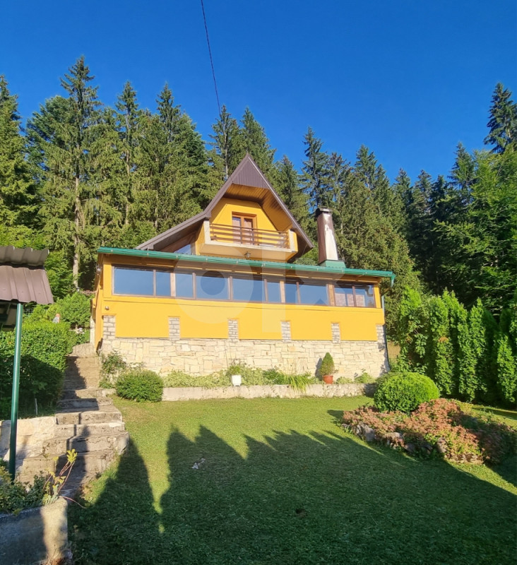 Vikendica Vlašić, Gostilj