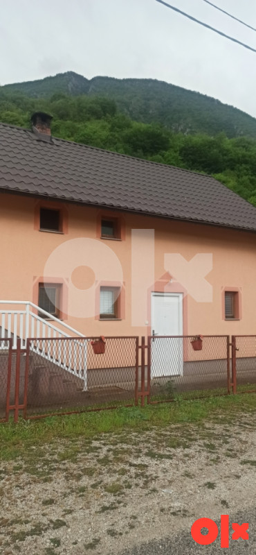 Izdajem vikendicu na Glavaticevu 2