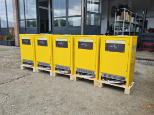 NOVO Punjac 80V 120A za viljuškar