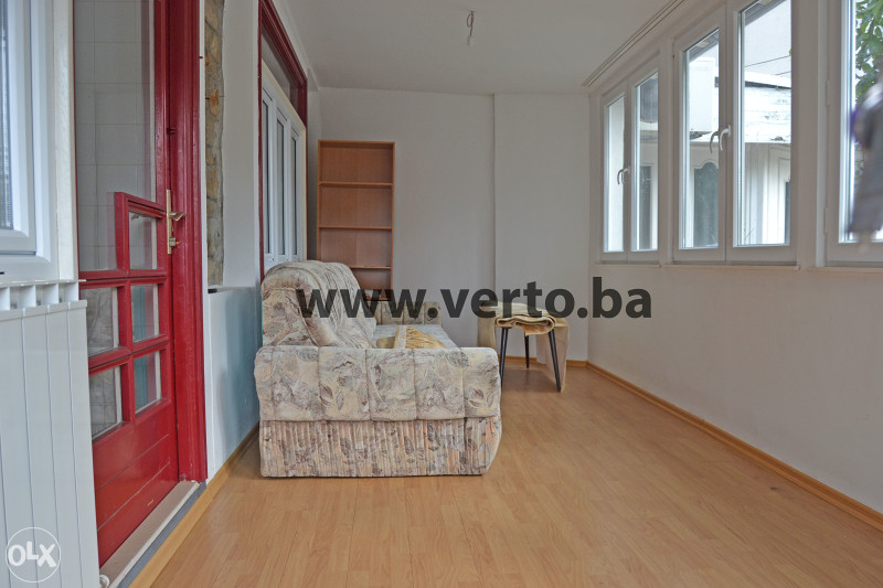 Kuća 68 m2, izgrađena na parceli 334 m2, Tuzla 8