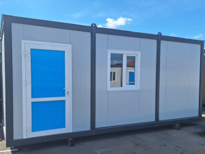 STAMBENI KONTEJNER SA MOKRIM ČVOROM