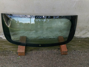 Zadnja šajba Opel Corsa D Auto stakla PIT-BOX Tuzla