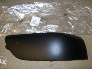 Lajsna zadnjeg branika lijeva peugeot pezo 307 01- L+D na stanju