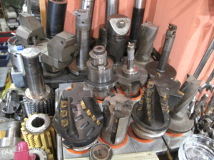 ALAT  ZA  METALNU  INDUSTRIJU