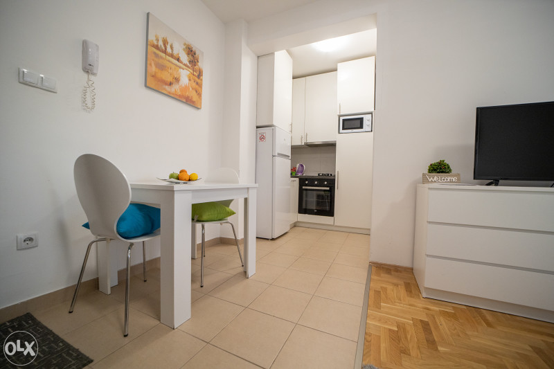 STAN NA DAN BANJA LUKA Apartman izdavanje Bazen 7