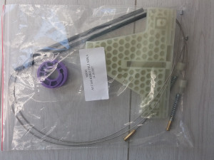 PODIZAC STAKLA AUDI A3 ZADNJI LIJEVI..062/266-333