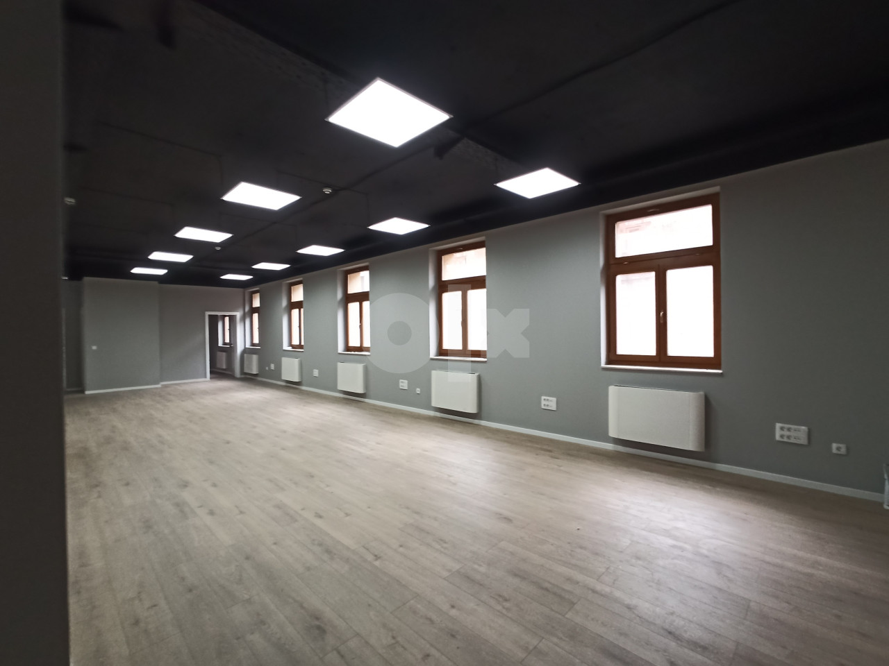 POSLOVNI PROSTOR 207m2 5