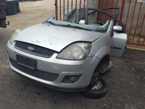 Ford fiesta u dijelovima 2006