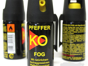 SUZAVAC PEPER SPREJ - KO FOG - DOMET 4m NJEMAČKA