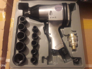 PNEUMATSKI UDARNI PISTOLJ 1/2