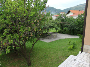 Kuća sa poslovnim prostorom i dva stana u Cimu photo 3