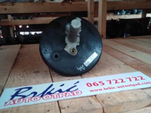 AUDI A4 DOBOŠ POJAČIVAČ KOČNICA 8D0 612 105 F