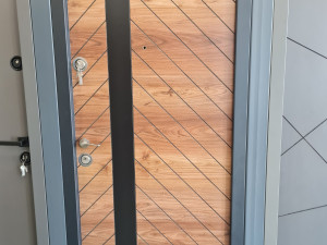 PROTIVPROVALNA VRATA