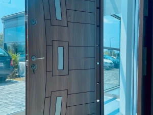 PROTIVPROVALNA VRATA