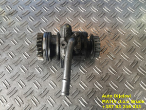 Servo pumpa VW Transporter 2,5 TDI 2007.