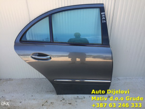 Vrata zadnja desna Mercedes E klasa w211 2006-2009