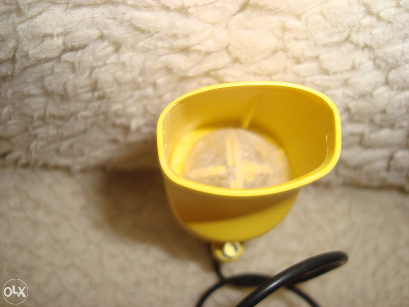 640. USB usisivač za tastaturu