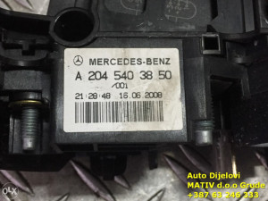 Kutija osigurača Mercedes C klasa 2008. A2045403850