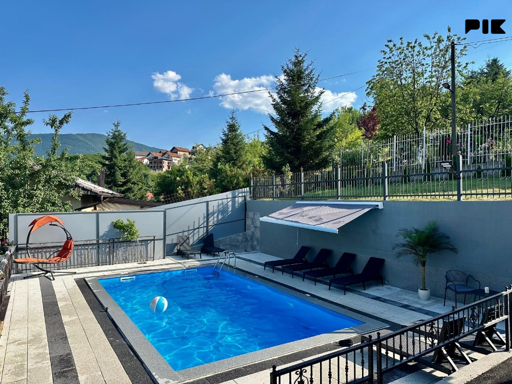 Apartman Na DAN 160m2 SA BAZENOM Ilidža. 16