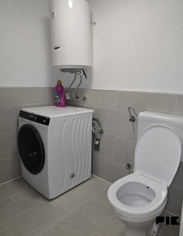 Apartman Na DAN 160m2 SA BAZENOM Ilidža. 20