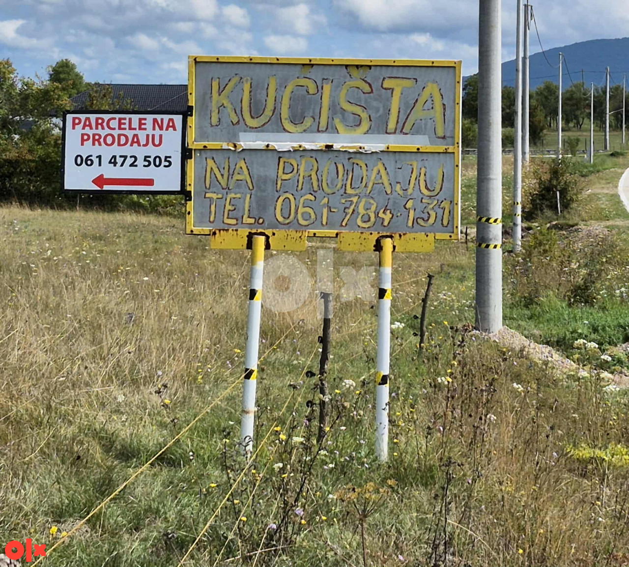 PEODAJE SE VIŠE KUĆIŠTA/ Dostupni:struja,voda,pristupni put 8