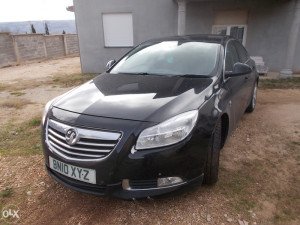 Opel Insignia 2010 2.0 tdci-dijelovi limarije i mehanike