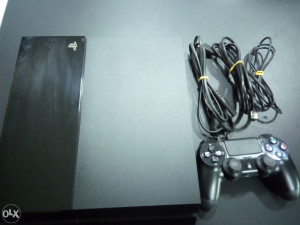 Playstation 4 - 500GB - Garancija 6 mjeseci