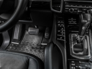 GUMENE AUTO PATOSNICE - besplatna dostava