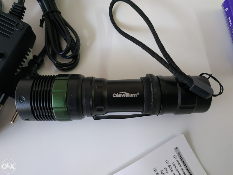 Canwelum High-power CREE LED lampa+18650 punjač