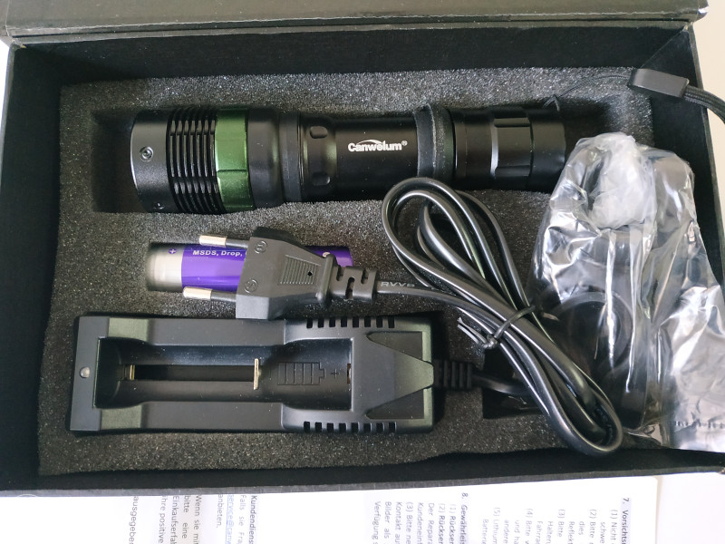 Canwelum High-power CREE LED lampa+18650 punjač