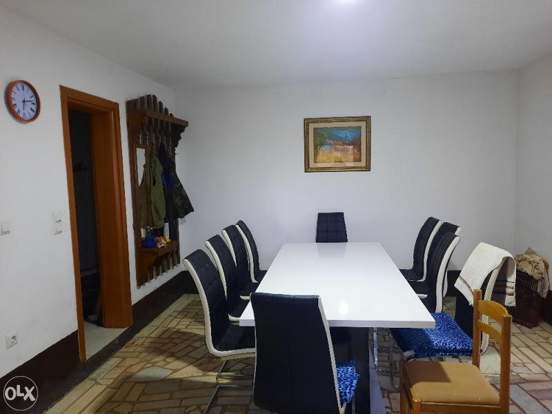 POVOLJNO Vikendica sa 30.000m2 vićnjaka na prelijepoj lokaciji 10