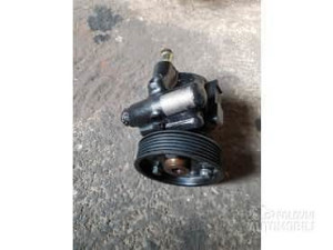 Servo pumpa Renault Clio III 1.5 dci 2009