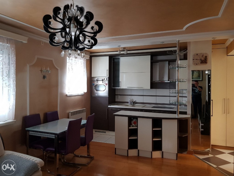 Namješten stan sa garažom i ostavom, Petrićevac 6