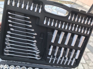 SCHWARTZMANN gedore i kljucevi 216 djelova