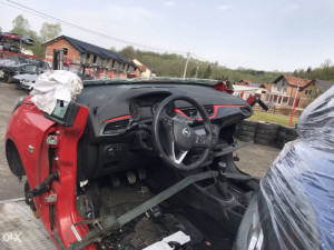 Opel corsa e dijelovi 063/117-176