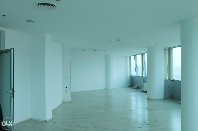 NAJAM POSLOVNI PROSTORI 30-300m2 18