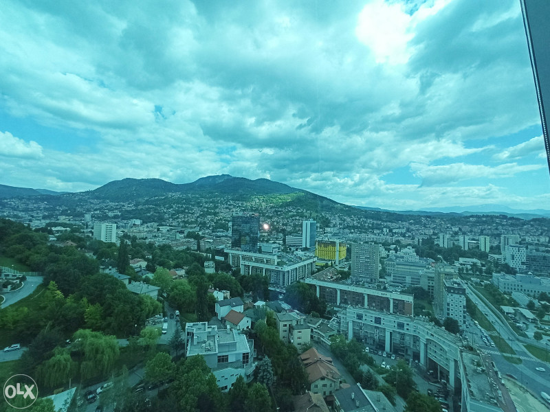 NAJAM POSLOVNI PROSTORI 30-300m2 23